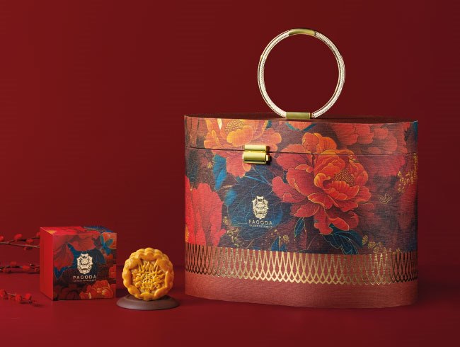 THE EMPRESS BOX